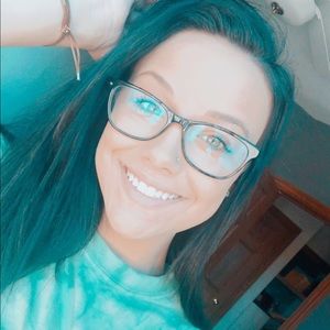 Meet your Posher, Alek